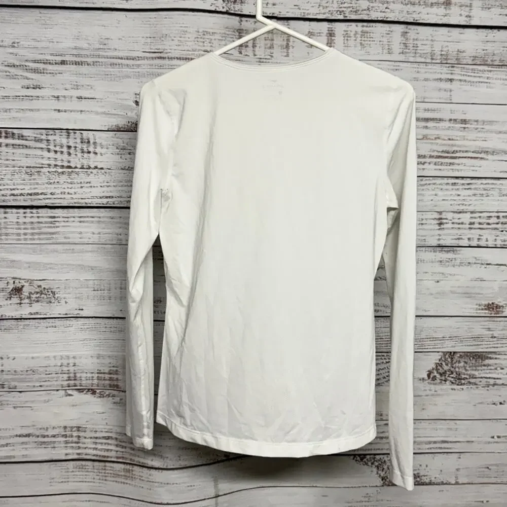 Nike Pro Big Kids' Dri-FIT Long-Sleeve Crewneck Tee White medium